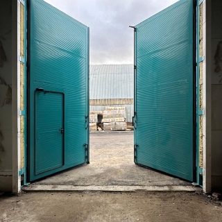 Монтаж ворот АО